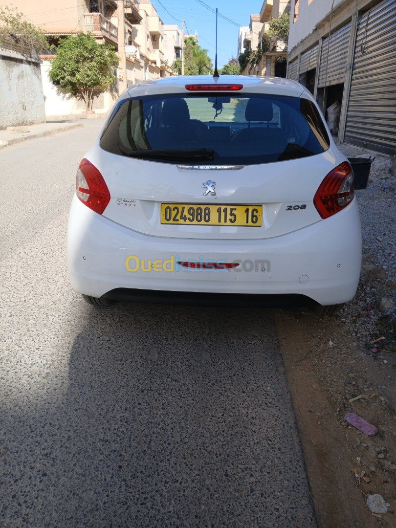 Peugeot 208 2015 