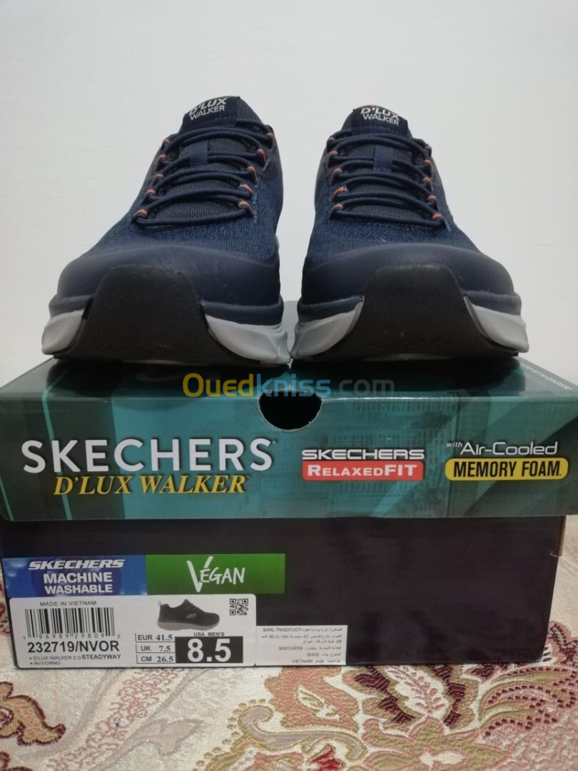 Sketchers  d'lux walker