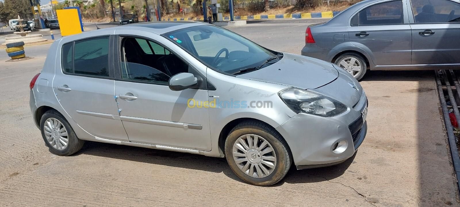 Renault Clio 3 2012 Night and Day