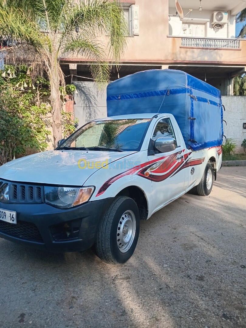 Mitsubishi L200 2009 