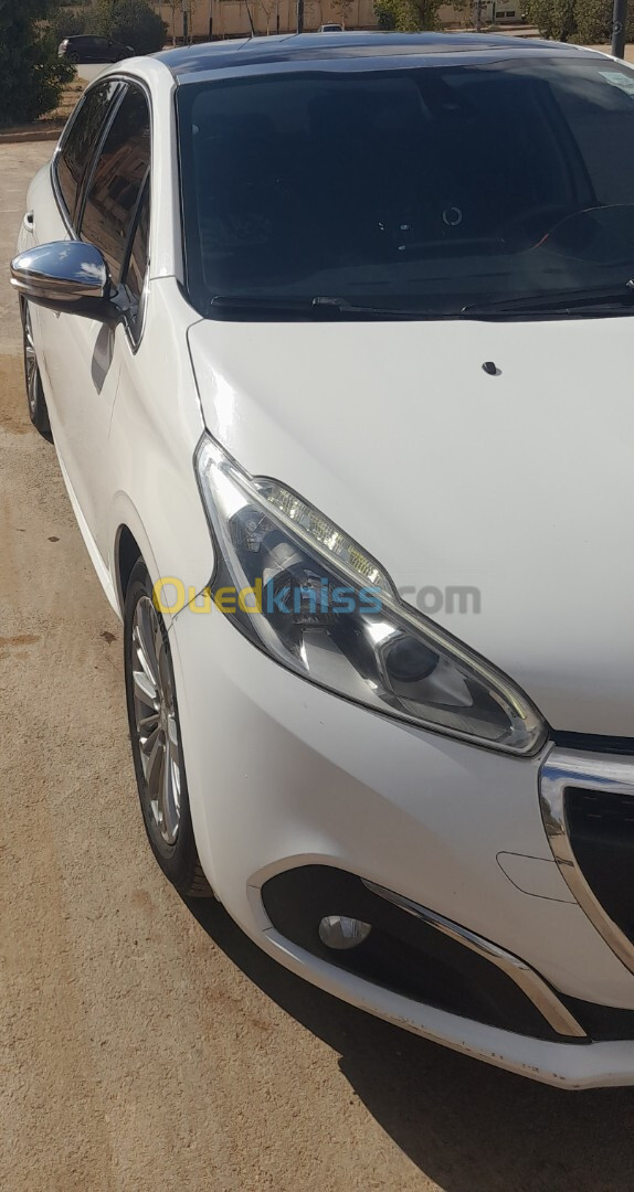 Peugeot 208 2016 Allure Facelift