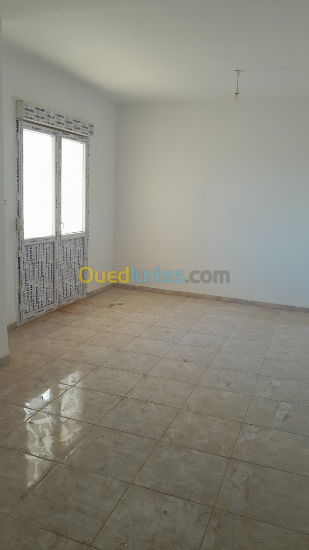 Location Appartement F4 Alger Draria