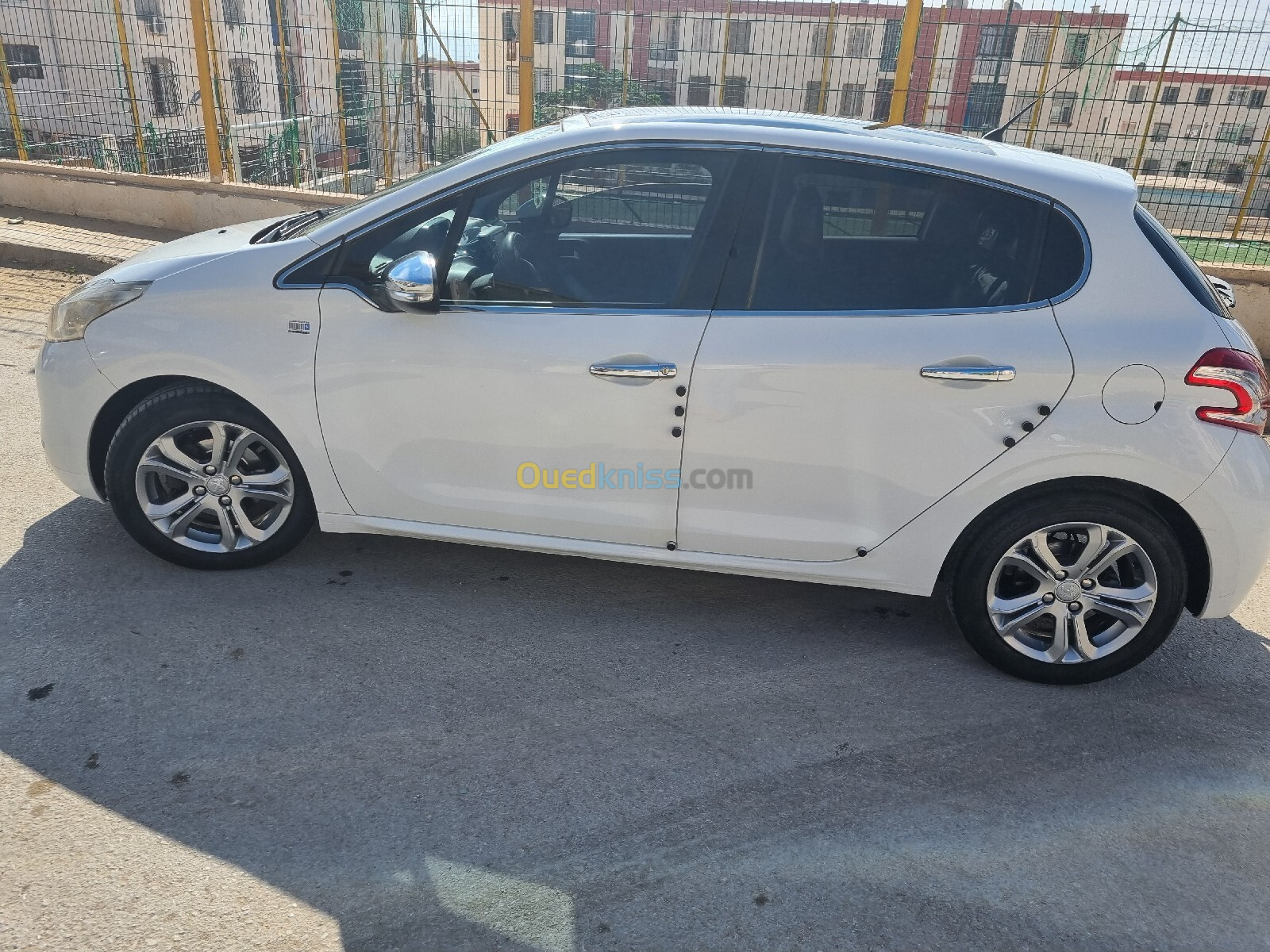 Peugeot 208 2014 Allure