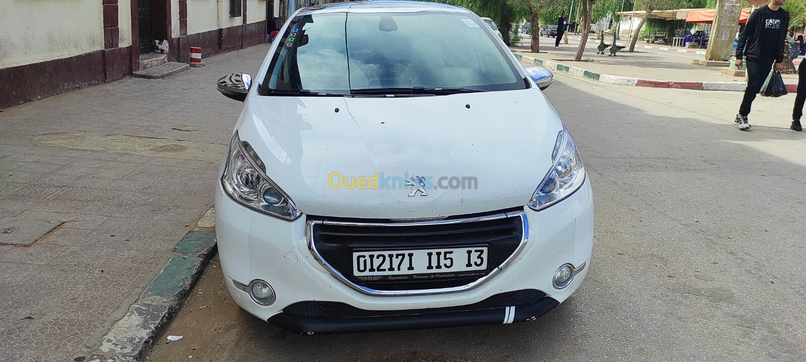 Peugeot 208 2015 Allure