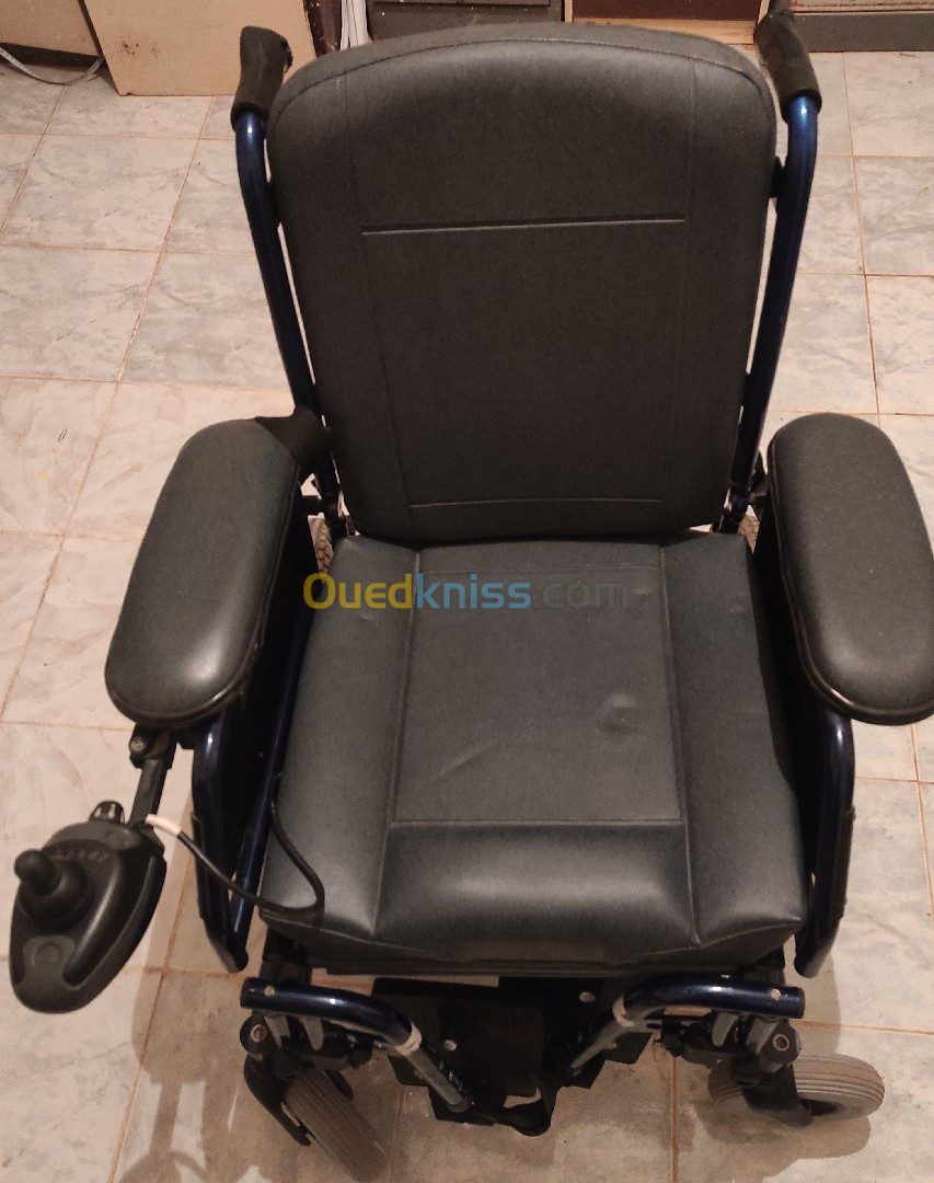 Fauteuil roulant électrique Vermeiren Rapido C27C27