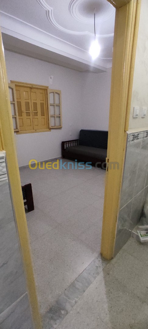 Location vacances Appartement F2 Jijel Taher