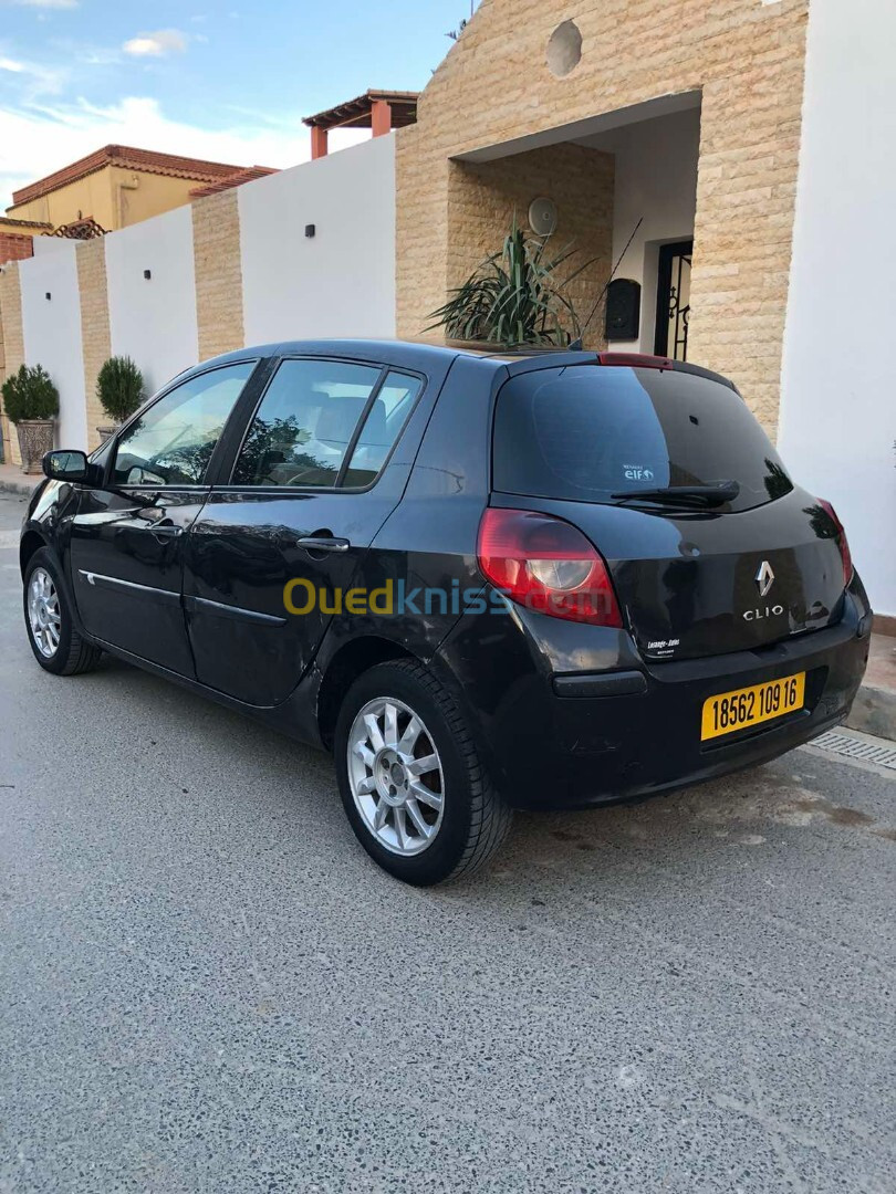 Renault Clio 3 2009 Dynamique