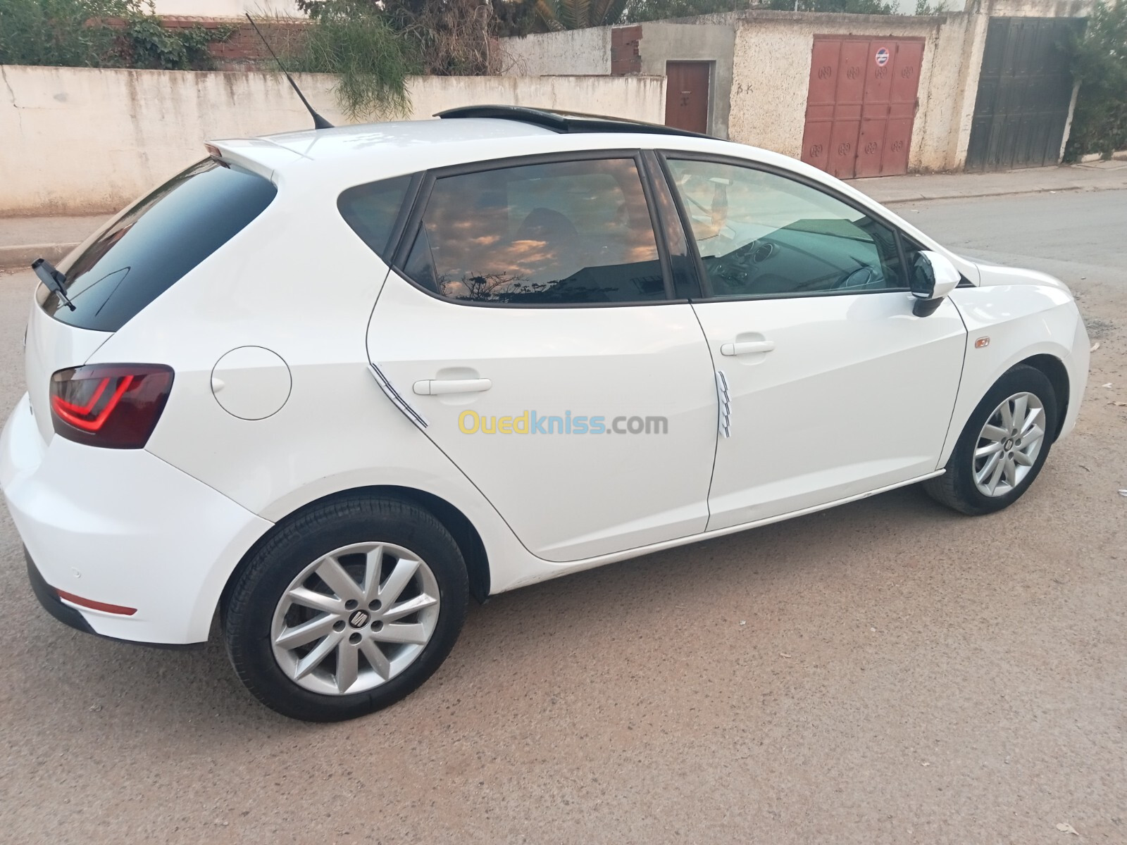 Seat Ibiza 2015 Fully +Toit ouvrant