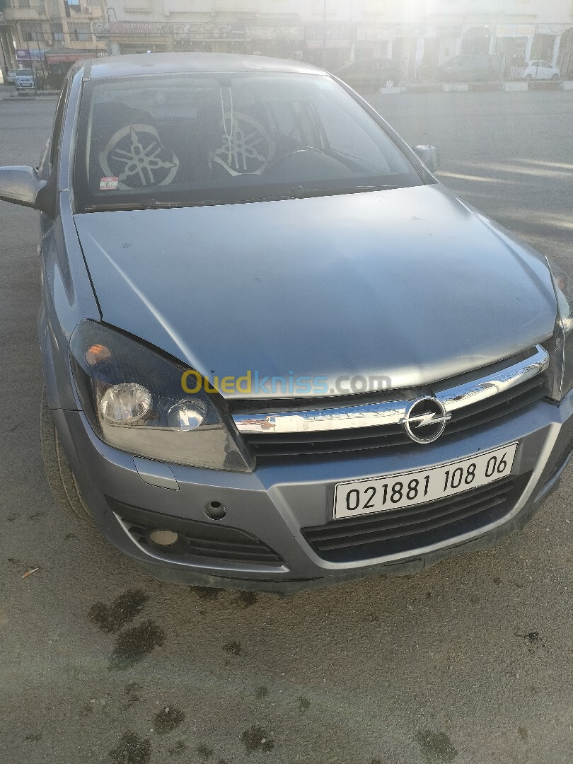 Opel Astra 2008 h