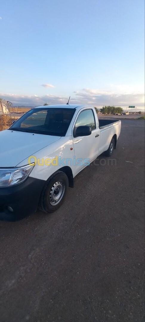 Toyota Hilux 2014 LEGEND SC 4x2