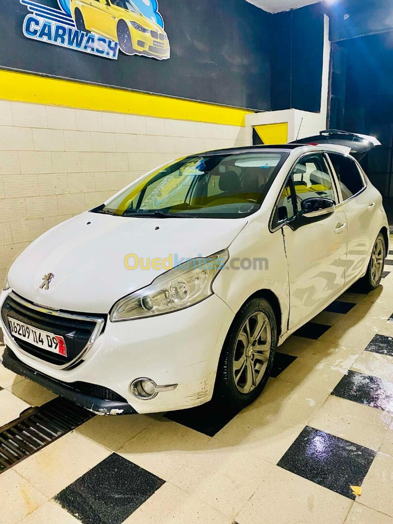 Peugeot 208 2014 Allure