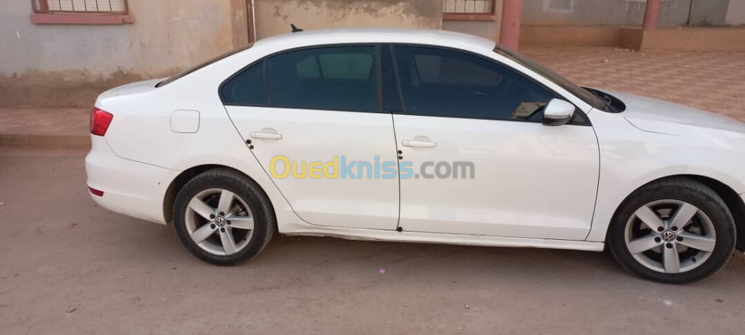 Volkswagen Jetta 2014 Confotline