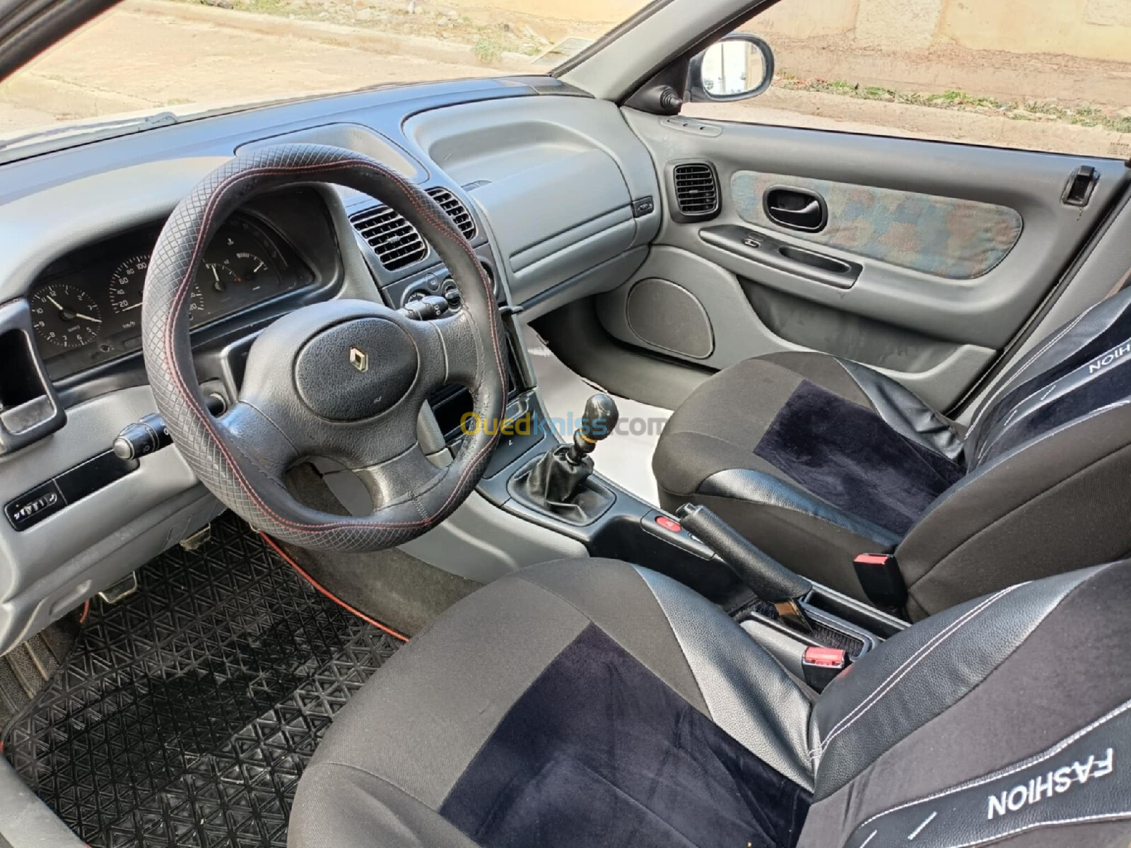 Renault Laguna 1 1995 Laguna 1