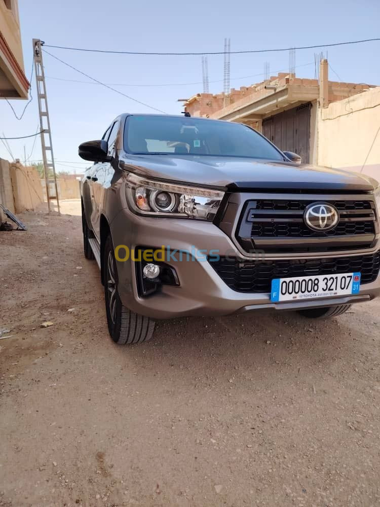 Toyota Hilux 2021 LEGEND DC 4x4 Pack Luxe