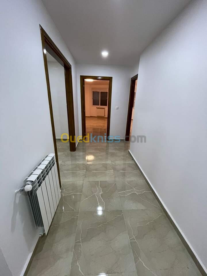 Location Appartement F3 Alger Bouzareah