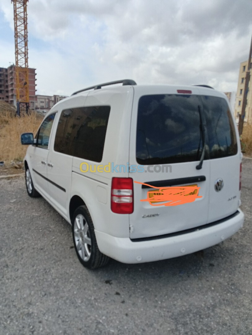 Volkswagen Caddy 2011 