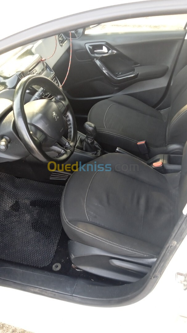 Peugeot 208 2013 208