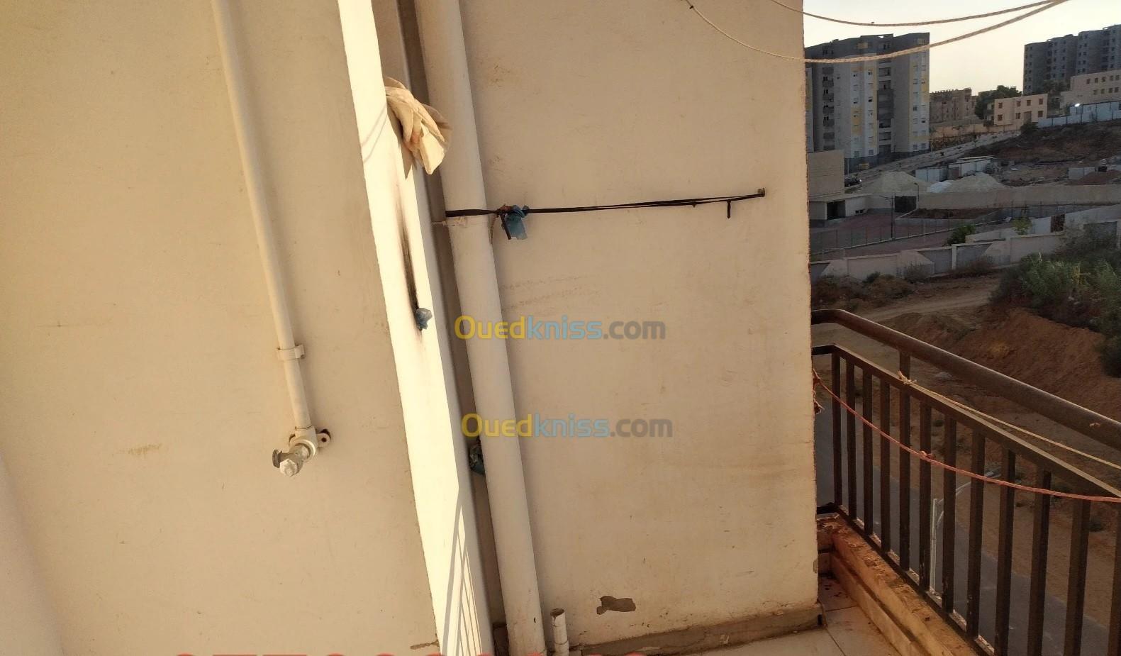 Location Appartement F4 Mostaganem Mostaganem