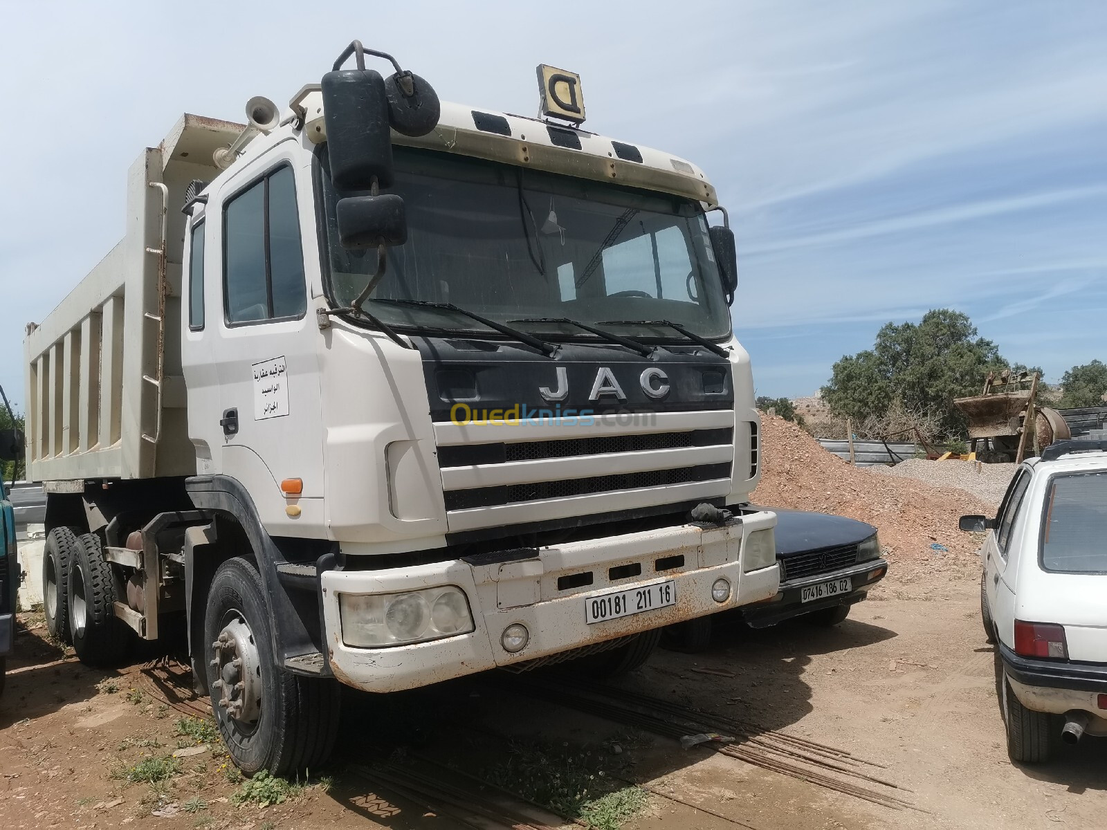 JAC 18 tonne a benne 2011