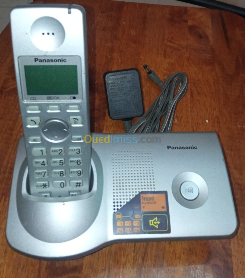 TELEPHONE  PANASONIC PANASONIC KX -TGA 710 CX