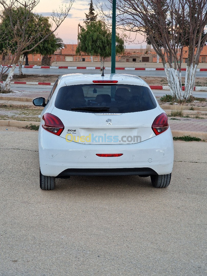 Peugeot 208 2019 Tech Edition