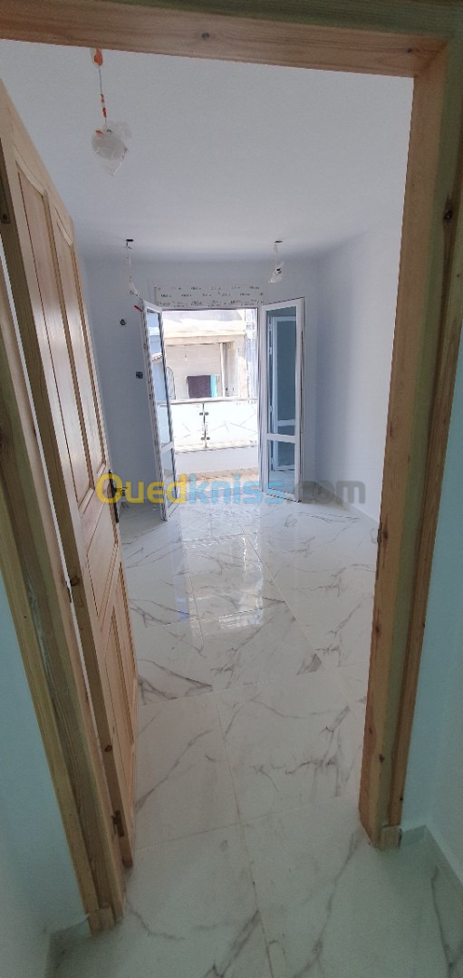 Location Appartement F4 Alger Ain taya