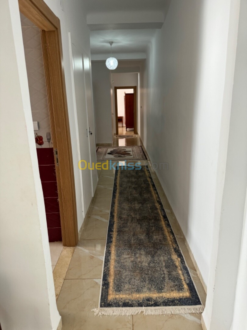 Location Appartement F4 Alger Rahmania