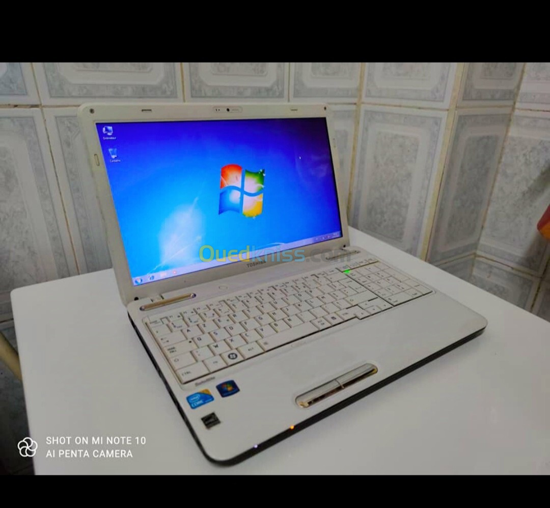 Pc portable Toshiba i3