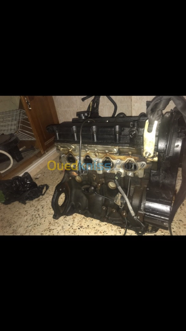 Moteur Honda civic 2006