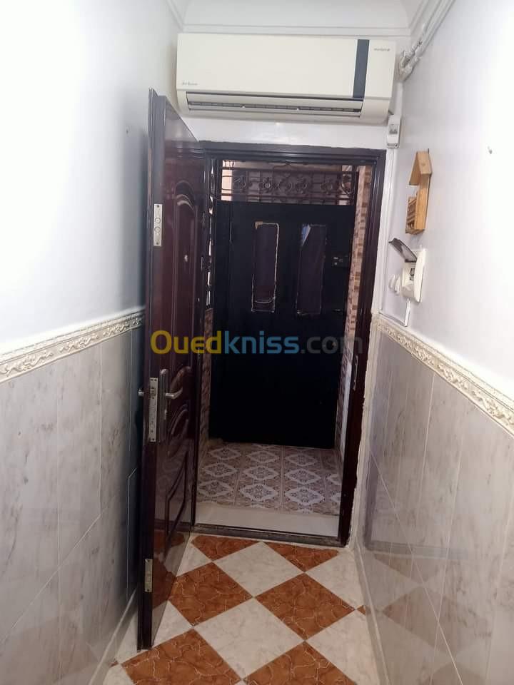 Location vacances Appartement F3 Mostaganem Mostaganem