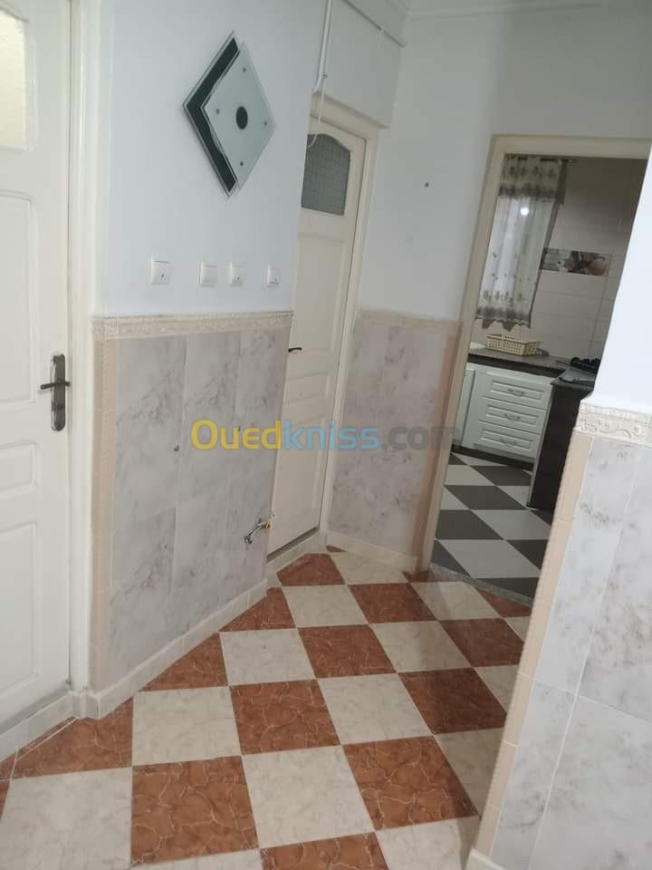 Location vacances Appartement F3 Mostaganem Mostaganem