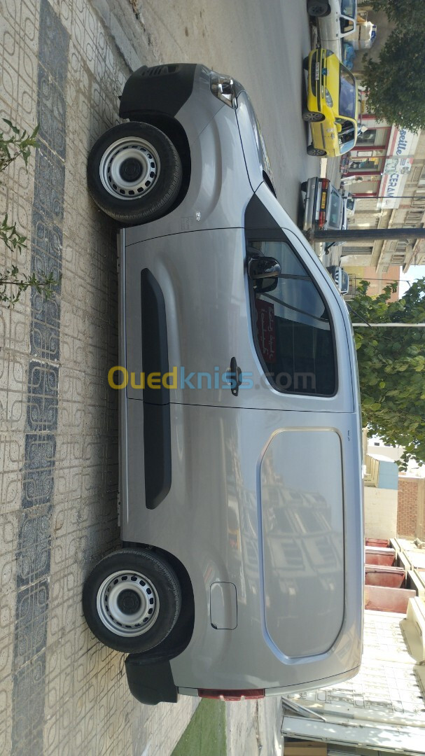 Fiat Doblo 2024 Italien