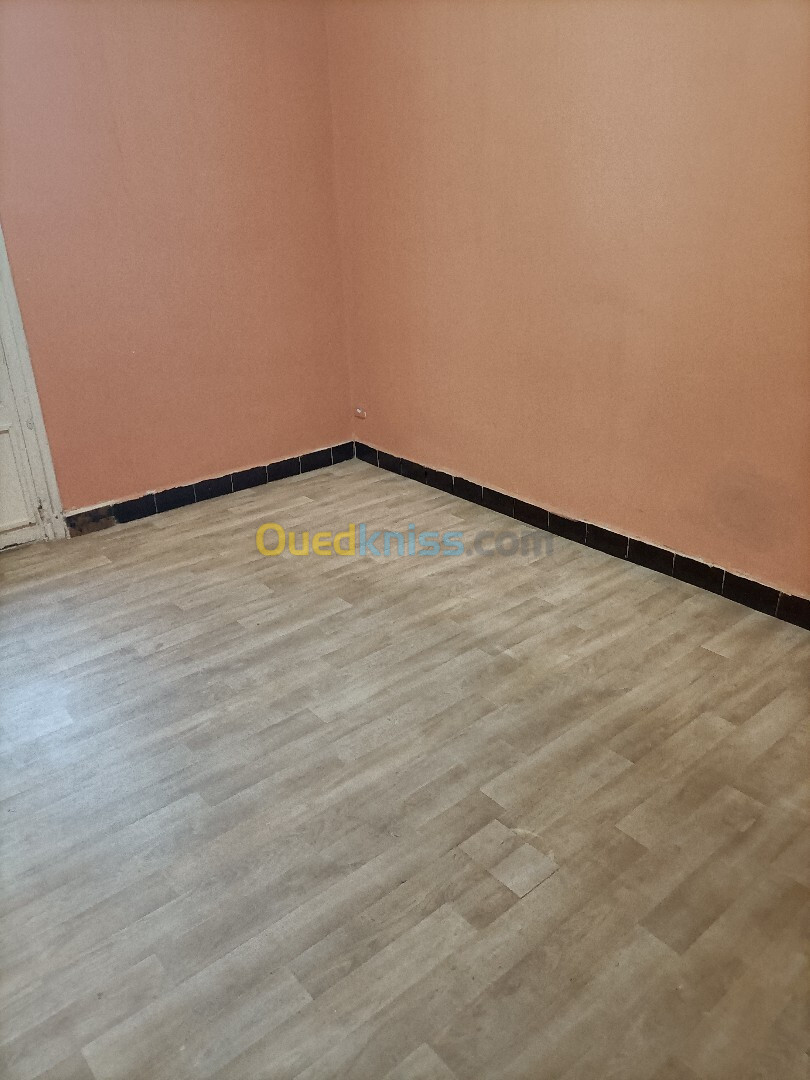 Location Appartement F3 Alger Bab el oued