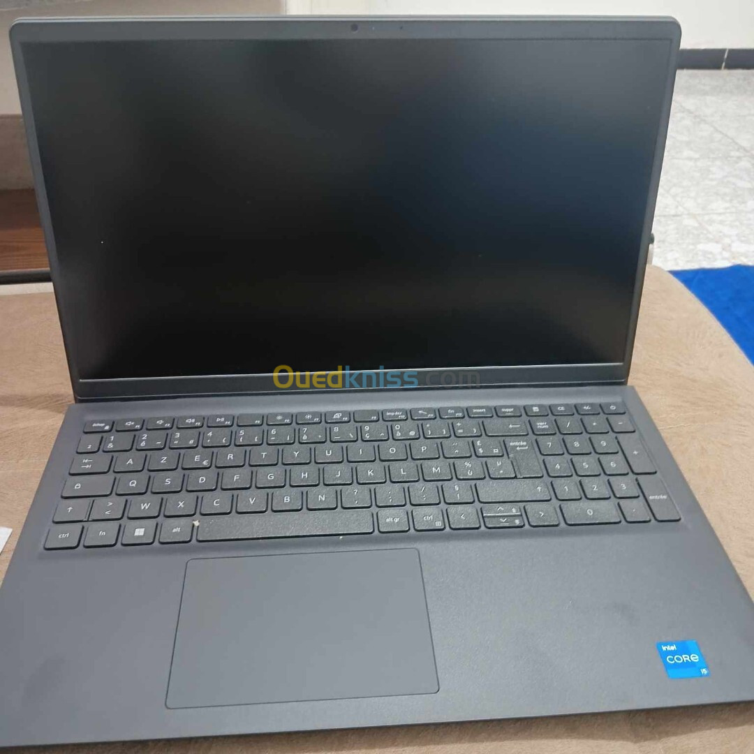 Dell vostro 3520