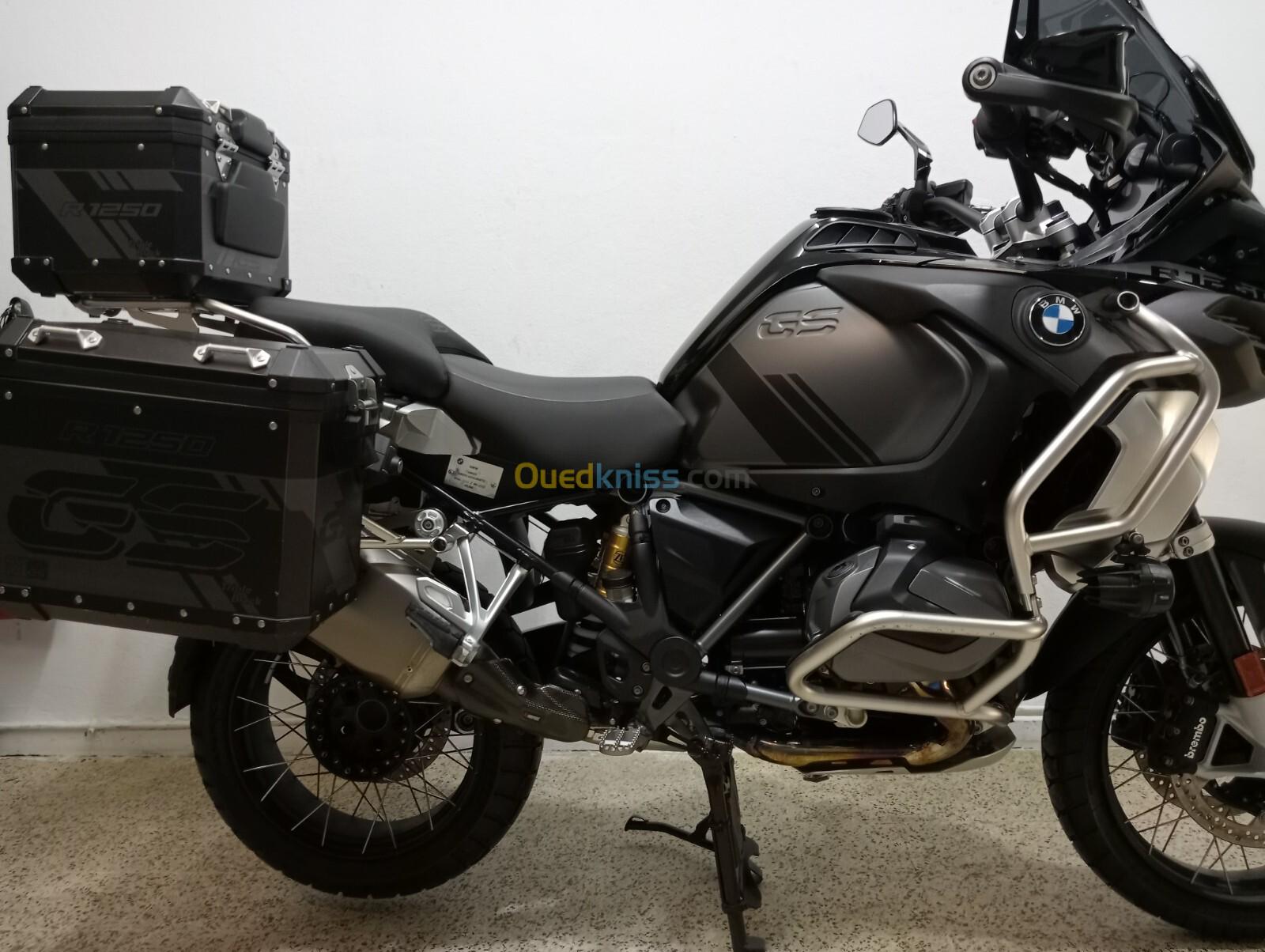 BMW triple black adventure Gs1250 2024