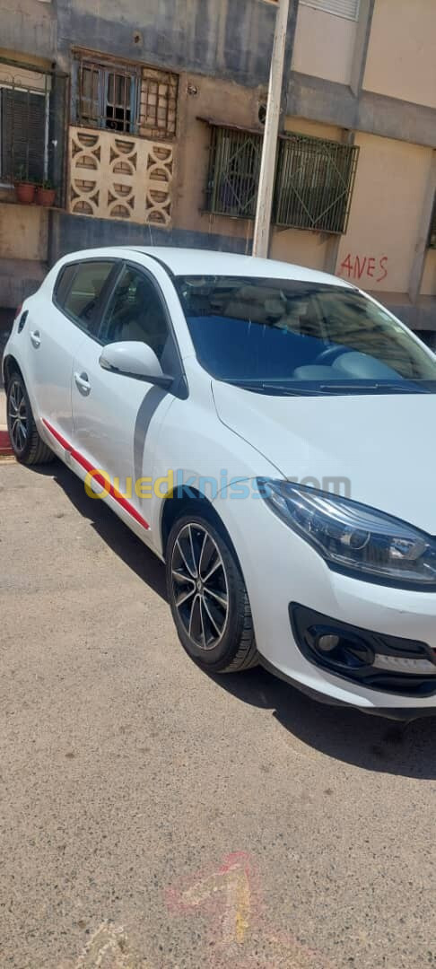 Renault Megane 3 2014 New Play