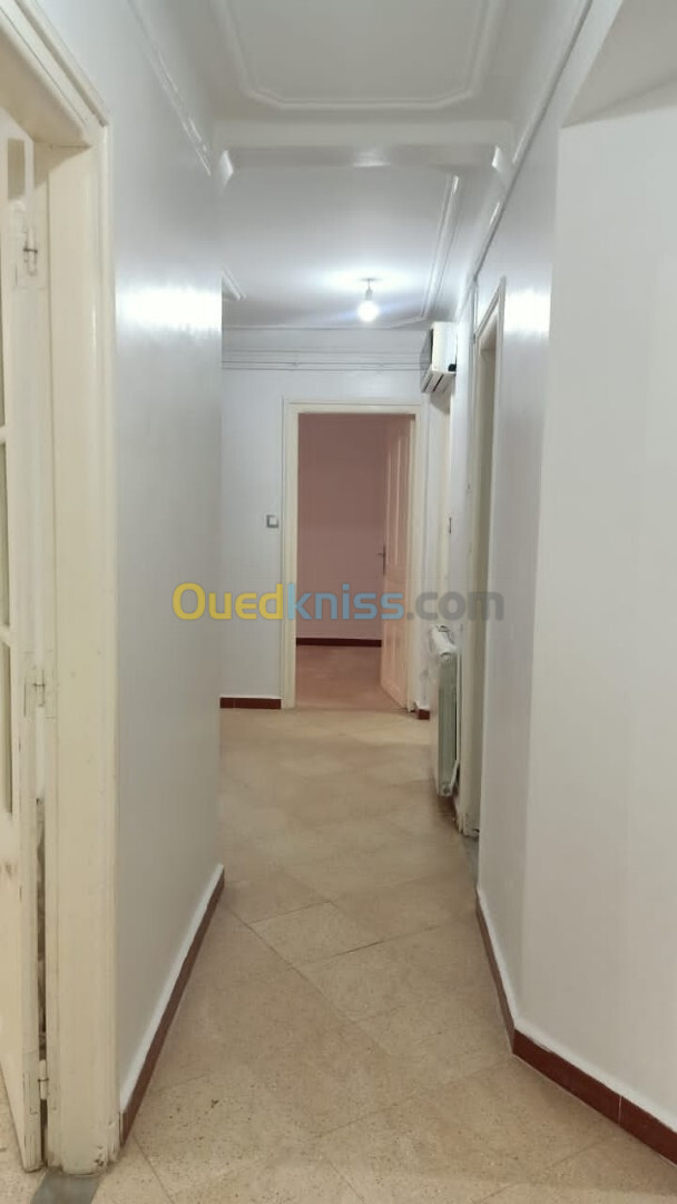 Location Appartement F4 Alger Chevalley