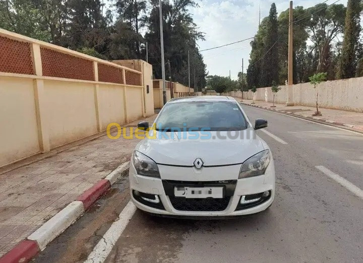 Renault Megane 3 2013 Gtline black touche