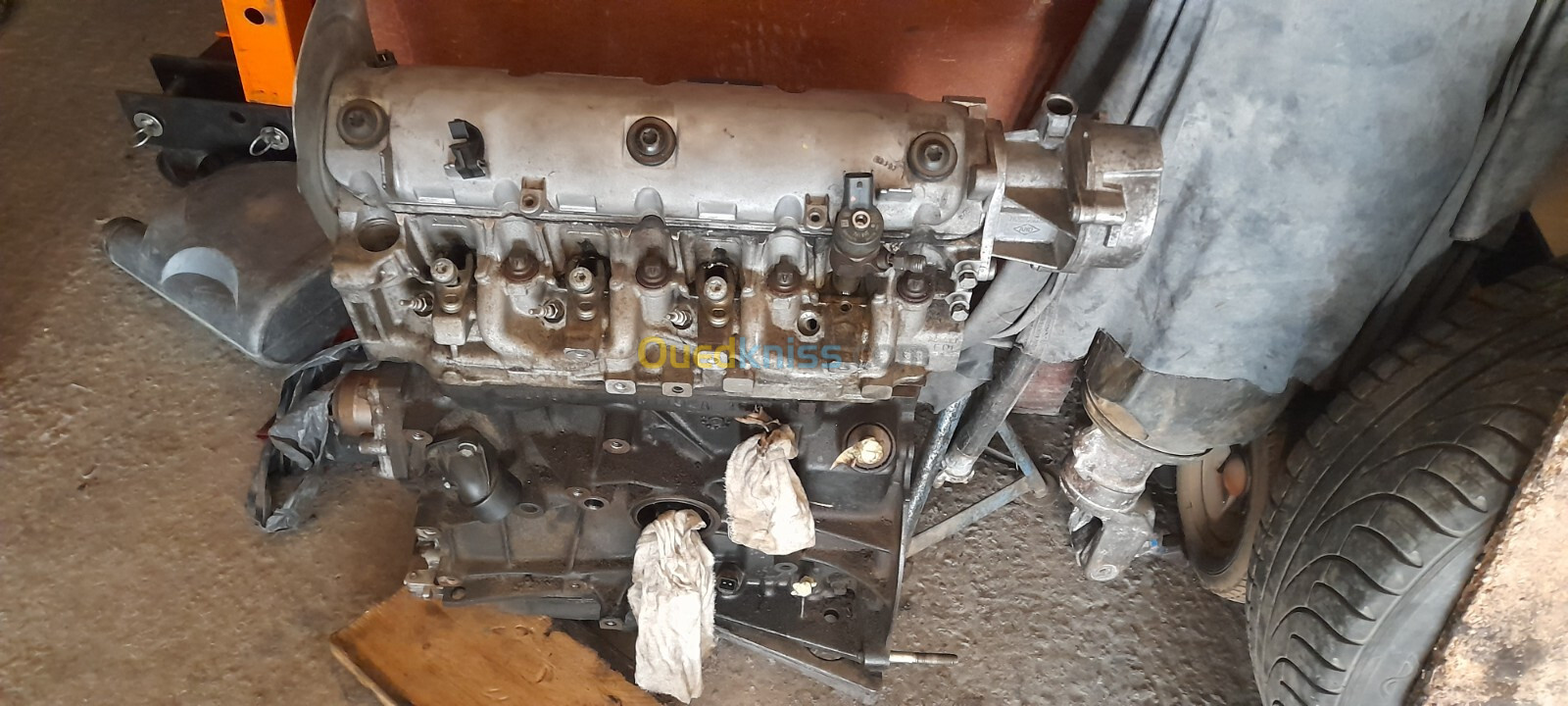 Moteur Laguna 2/1.9 DCI la 125ch  ( batima)