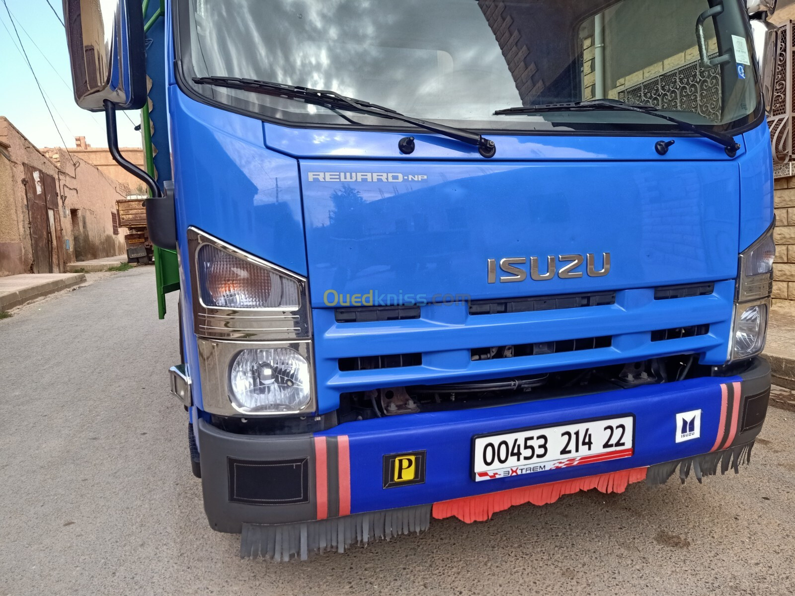 Isuzu Super jombo 2014