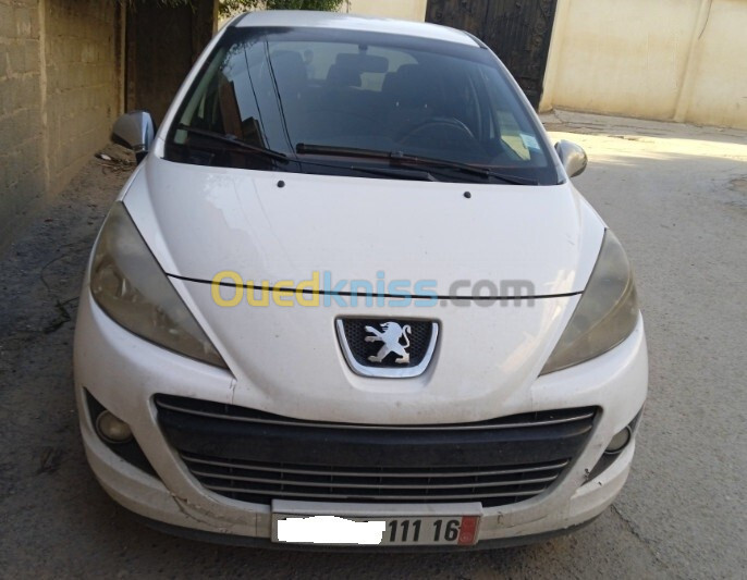 Peugeot 207 2011 