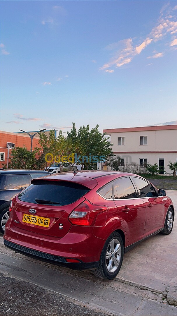 Ford Focus 5 portes 2014 