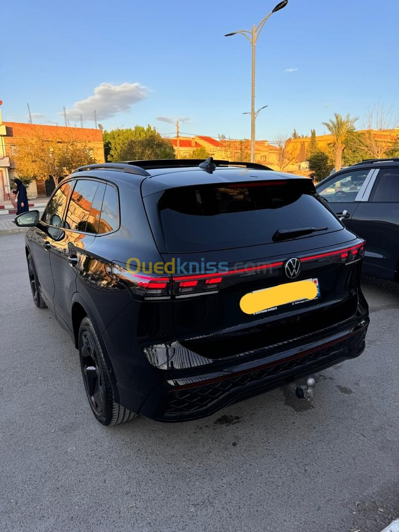 Volkswagen Tiguan 2024 PACK BLACK