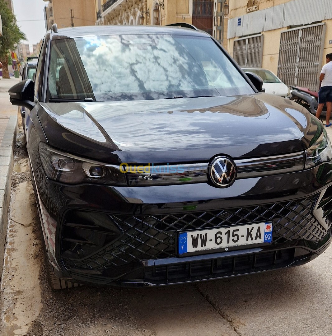 Volkswagen TIGUAN R-LINE 2024 PACK BLACK