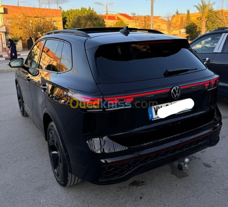 Volkswagen Tiguan R-Line 2024 New Tiguan Full Black