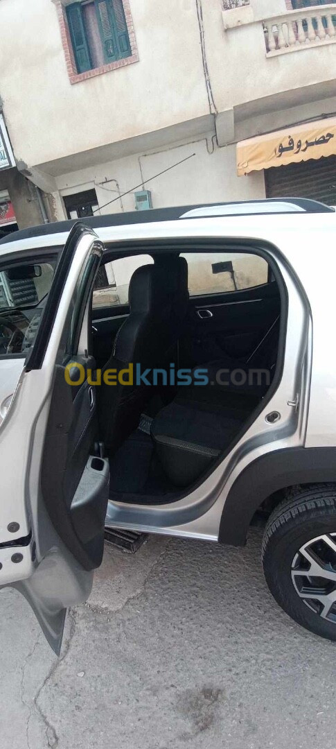 Renault KWID 2023 Outsider