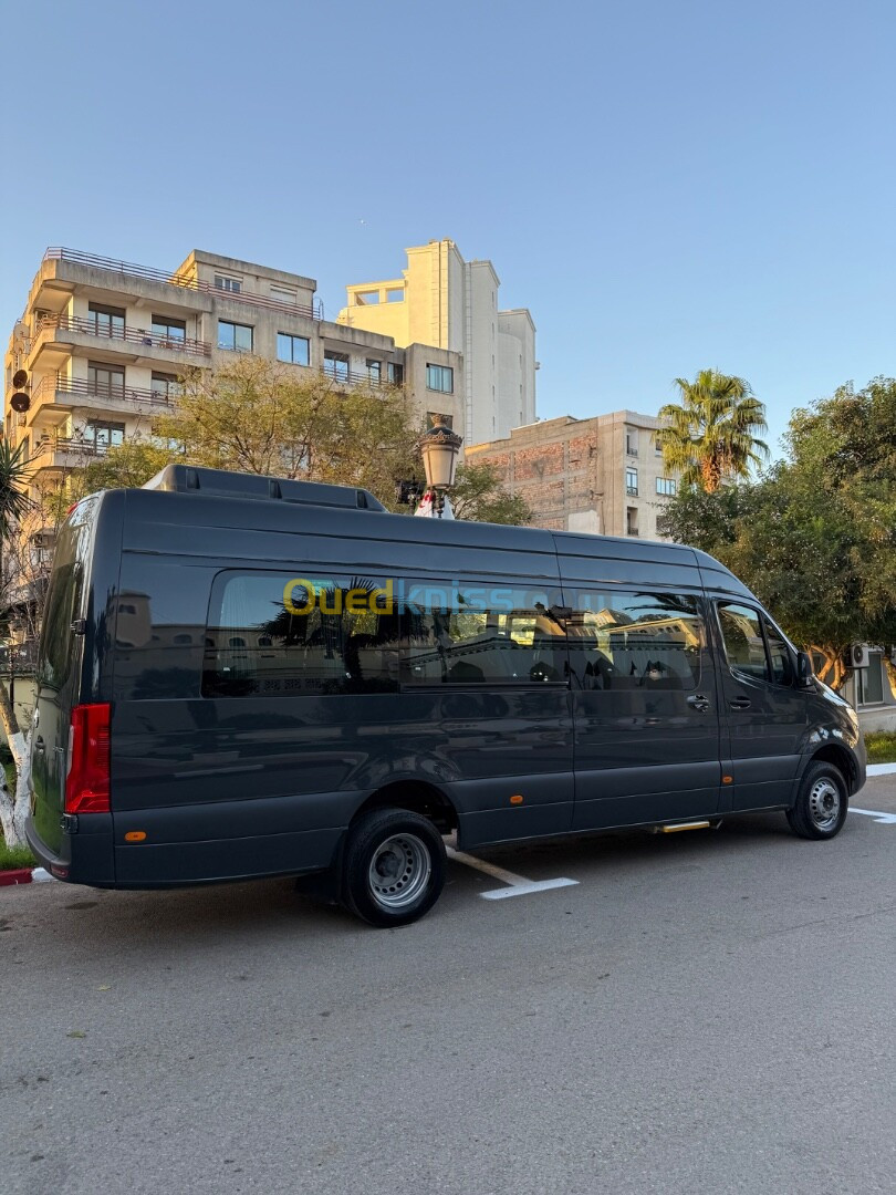 Location bus vip MERSEDES SPRINTER 