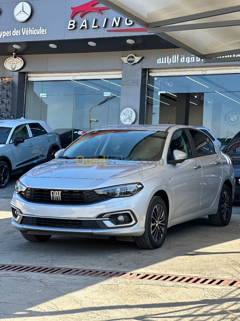 Fiat Tipo 2024 Life manual