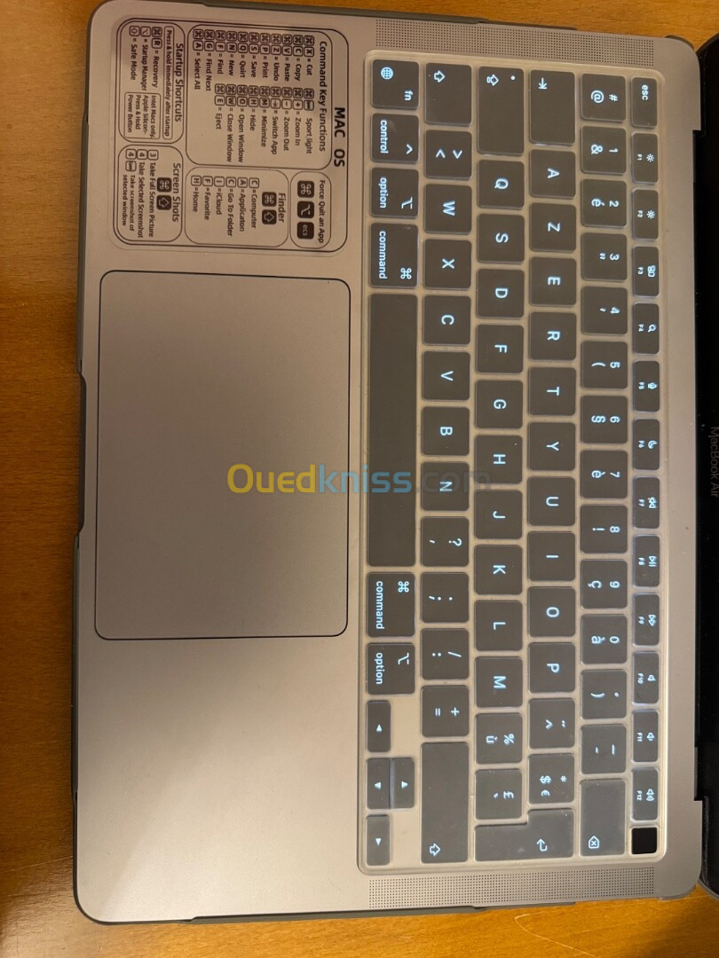 Macbook air m1 2020 256gb