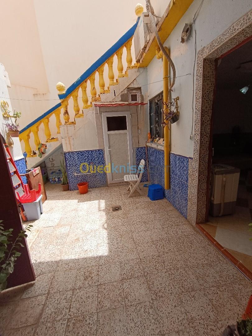 Vente Niveau De Villa F4 Sidi Bel Abbès Sidi bel abbes